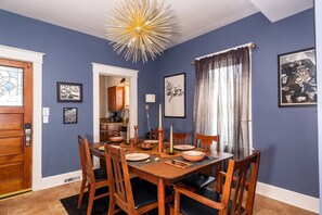 Dining - Wanderhaus - Eclectic Digs in Louisville (Louisville)