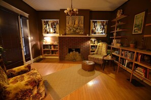 Interior - Wanderhaus - Eclectic Digs in Louisville (Louisville)