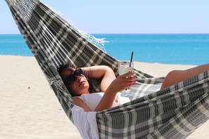 Private beach, white sand, beach bar - Nirvana Club Village (Belcastro)
