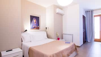 1 camera, ferro/asse da stiro, Wi-Fi gratuito, lenzuola