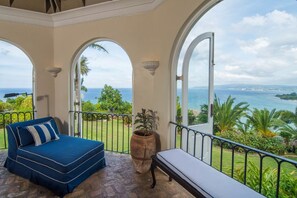 Property grounds - The Bambu Villa (Montego Bay)