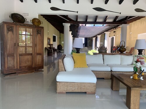 PRIVATE VILLA WITH PRIVATE LAKE AND RIVER VIEW
