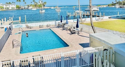 Paradise Found - No Better View on the Coast