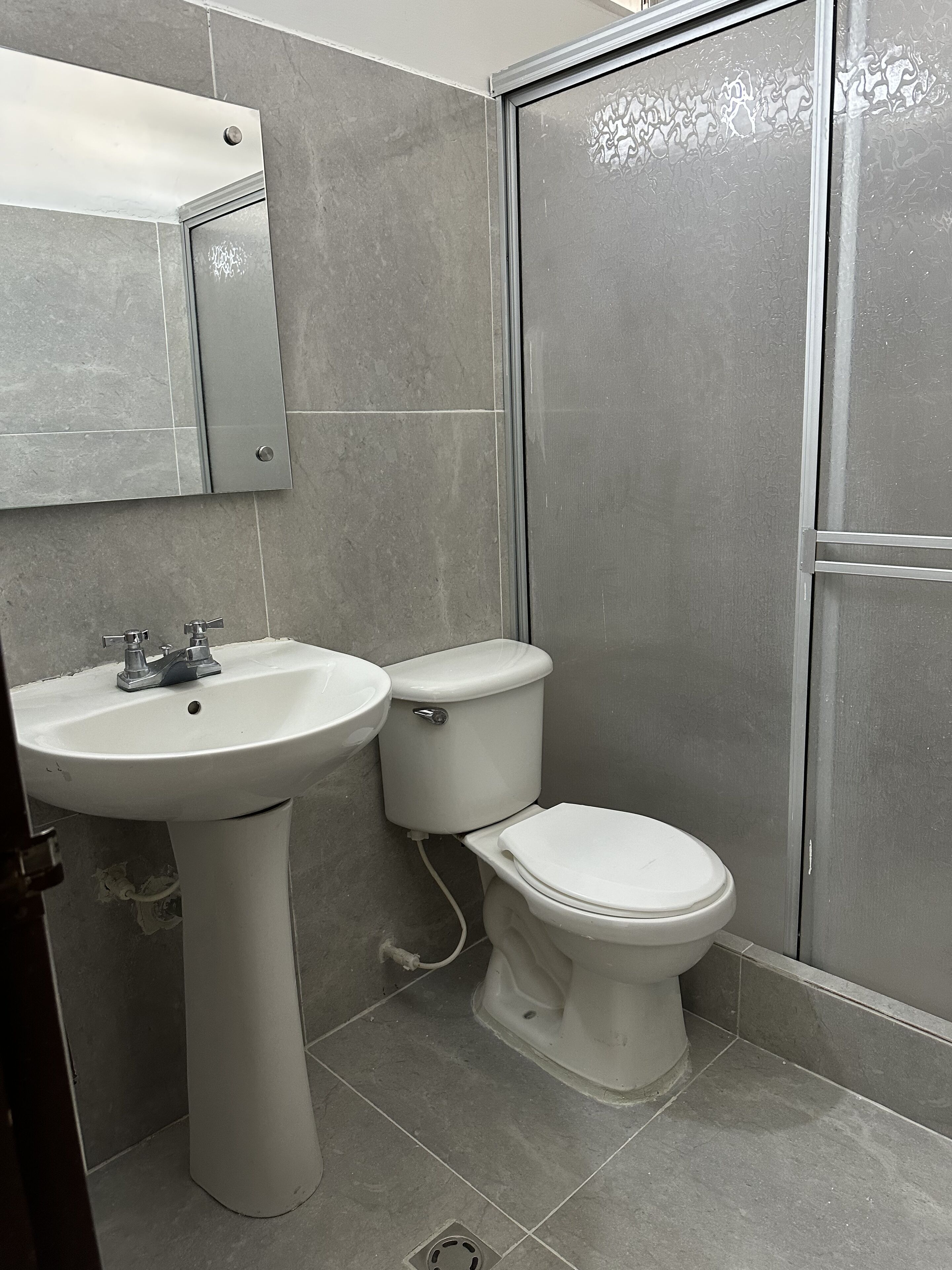 shower, towels, soap, shampoo