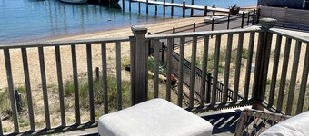 WATERFRONT Downtown Cottage w/ Beach