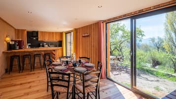 Cottage, Ensuite, Mountain View | Interior