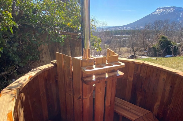 Cottage, Ensuite, Mountain View | Spa