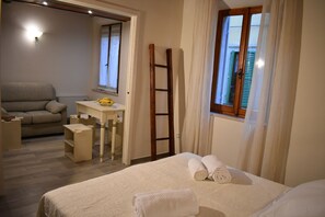 1 bedroom, iron/ironing board, travel crib, free WiFi