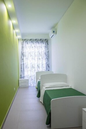 2 bedrooms, WiFi (free)