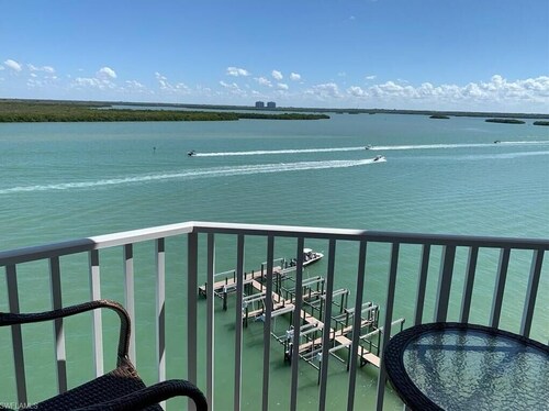 Lovers Key Resort 803 Stunning views of Estero Bay