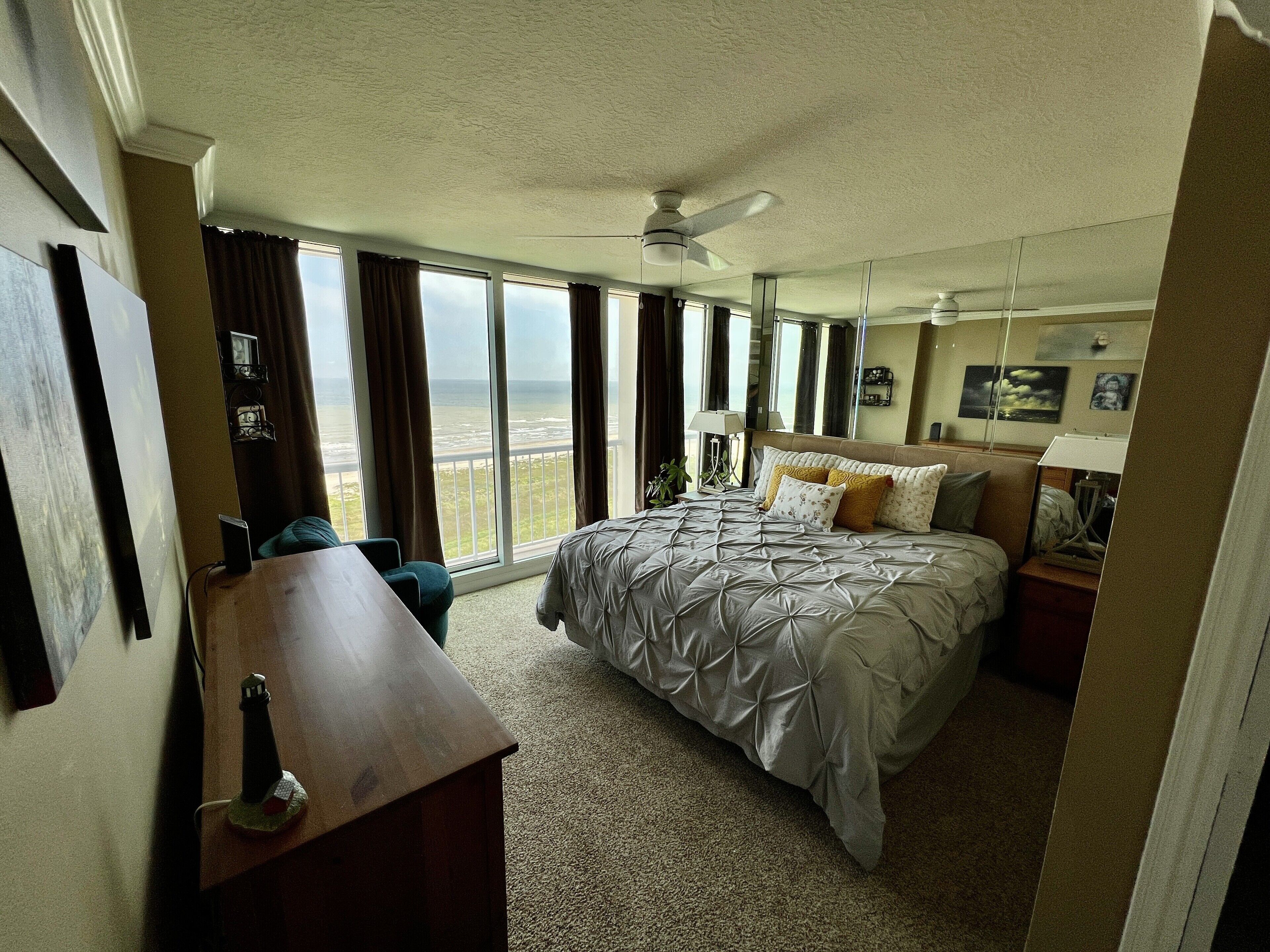 Come relax at the Galvestonian!