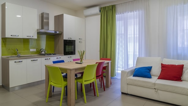 星評価なしの画像、1 / 6、ボタン