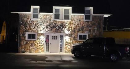 `Charlie`s by the Bay` Unit 1