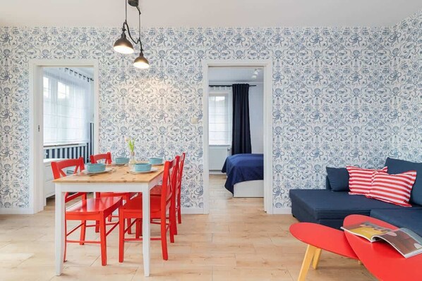 Dining - Liliowa 3 Dębki | Family Apartment | Terrace | Parking | Holidays at the Seaside (Debki)