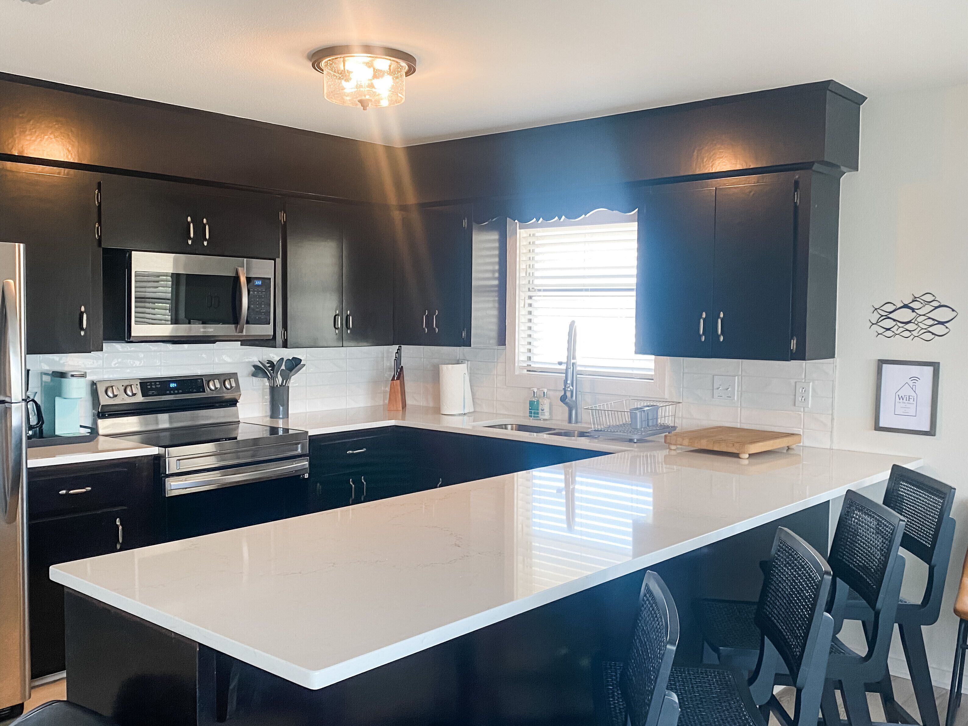 雪櫃、微波爐、焗爐、爐具