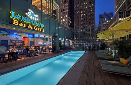 Margaritaville Resort Times Square - view 3