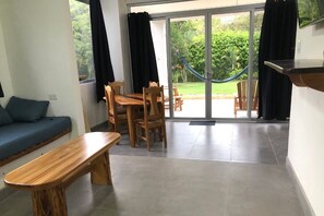 Interior - PAVONES Modern CONDO, Close 2 SURF! AC, FAST WIFI (Cocal Amarillo)