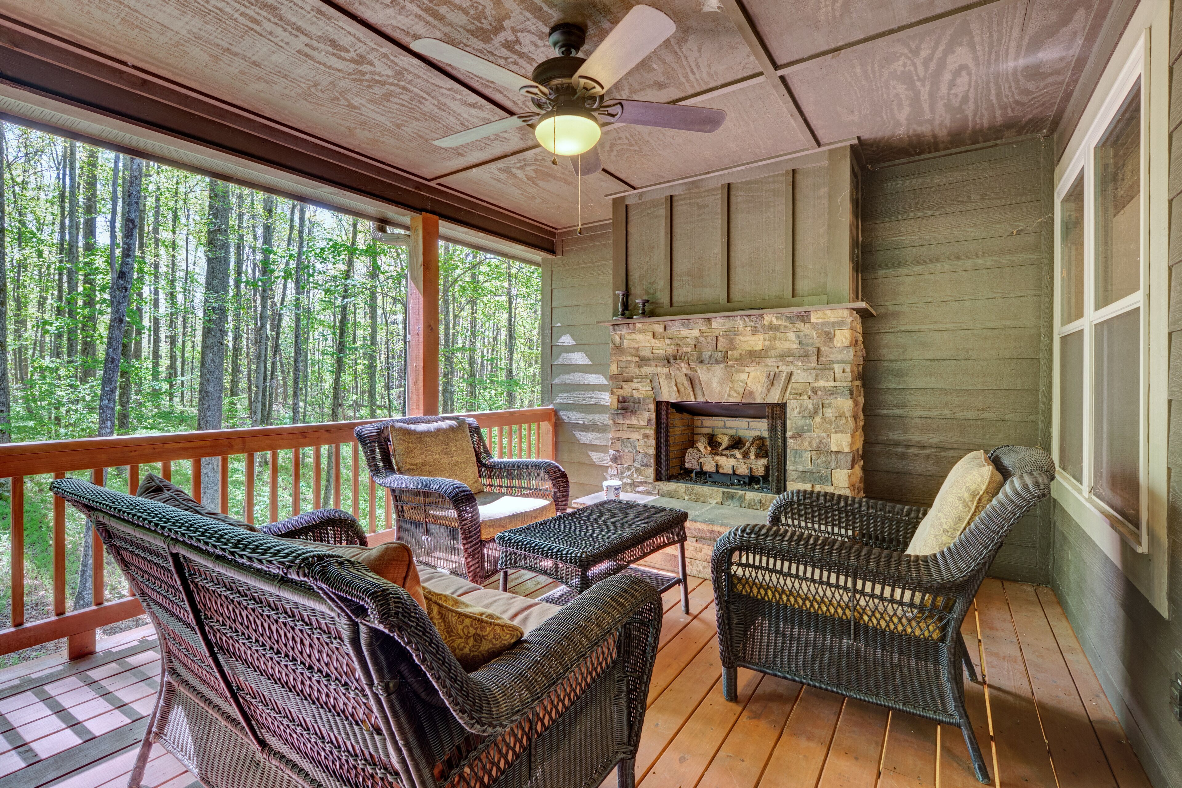 Perfect Vacation Home in Sapphire Valley - Black Oak