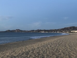 Vlak bij het strand, strandlakens