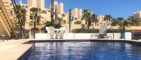 Outdoor pool, a heated pool