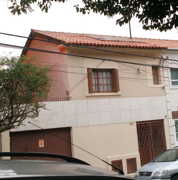 Exterior - Kitnet10 - Edicula.independente px Metro Paraiso (São Paulo)