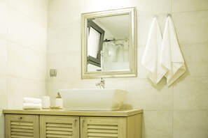 Comfort House | Bathroom - Villa Agathi (Corfu)