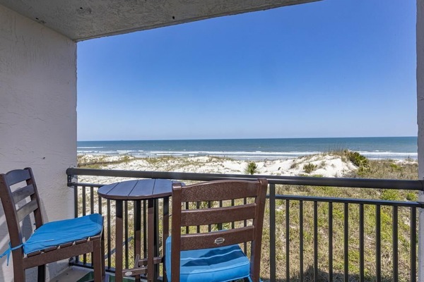 Beachers 232 - Oceanfront Balcony