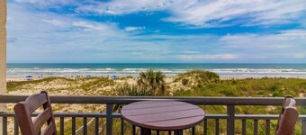 Spectacular Oceanfront Views ~ Olympic Sized Heated Oceanfront Pool