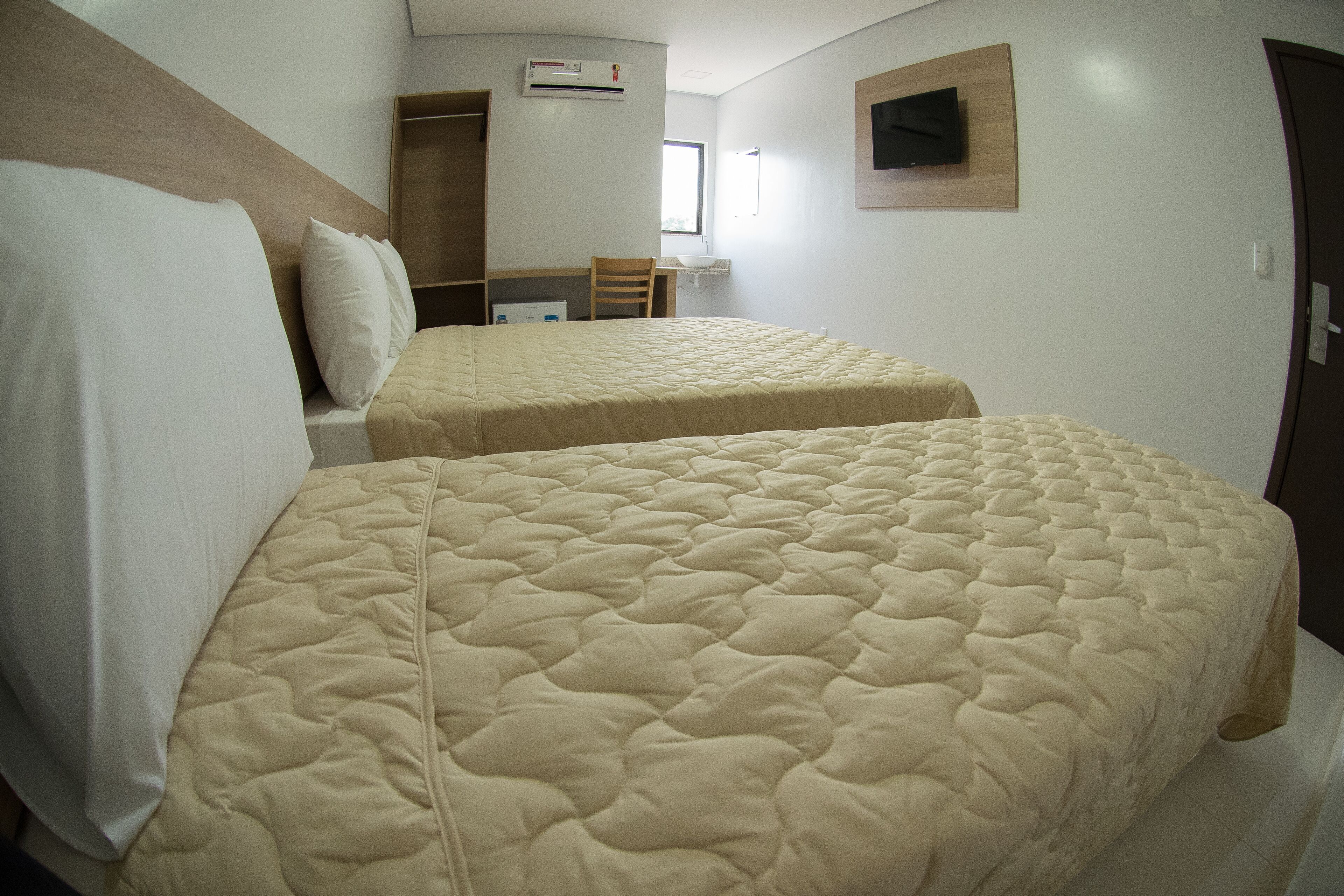 standard double or twin room | desk, laptop workspace, free wifi
