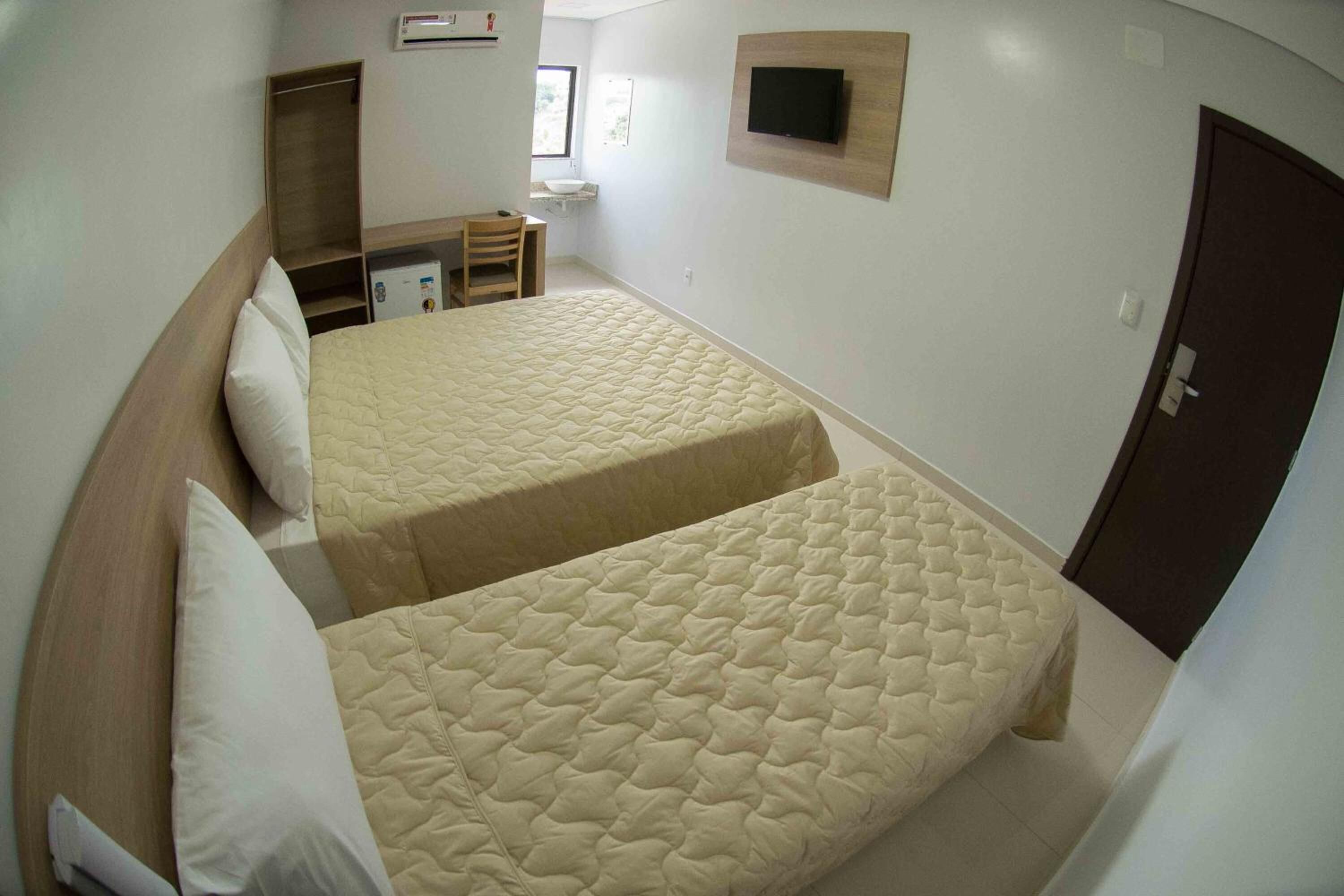 desk, laptop workspace, free wifi