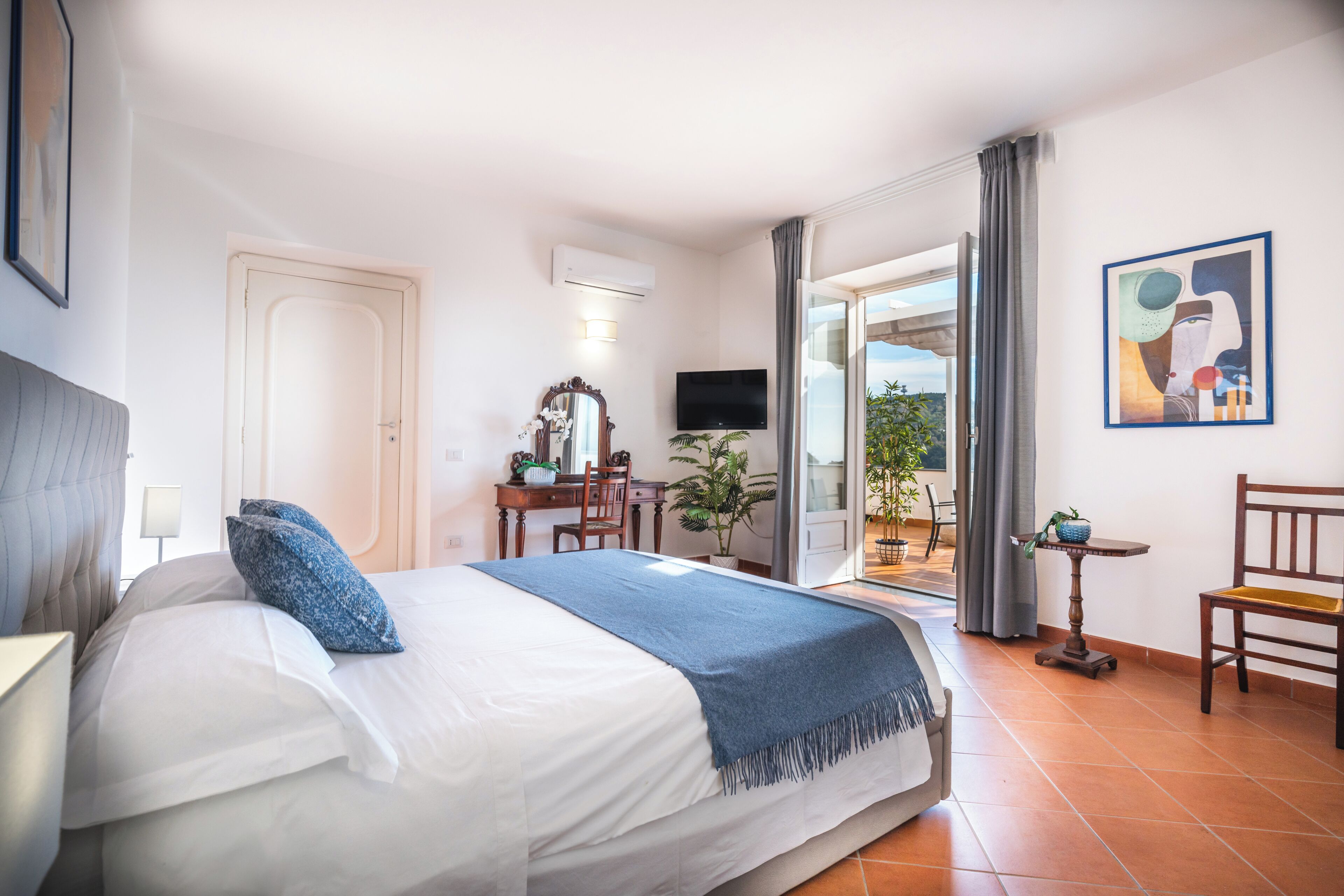 5 camere, ferro/asse da stiro, culla da viaggio, Wi-Fi gratuito