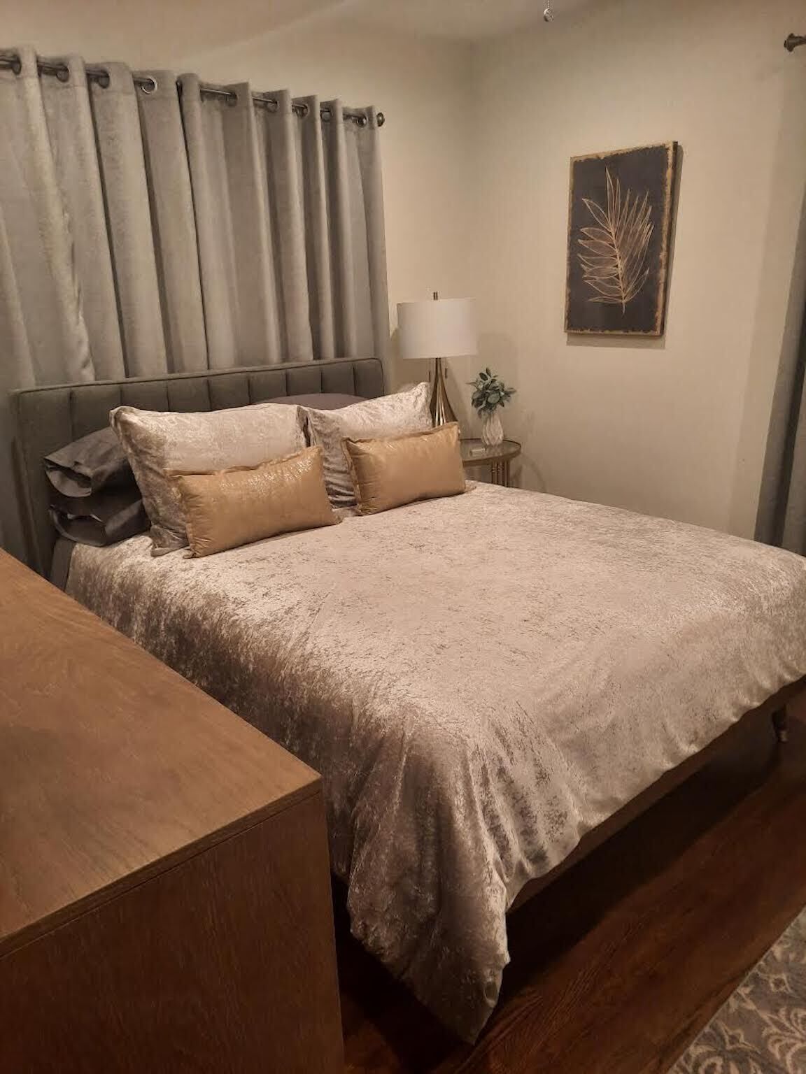 2 bedrooms, iron/ironing board, WiFi (free), bed sheets