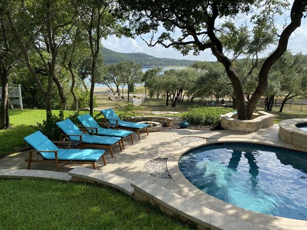 Piscine extérieure, piscine chauffée