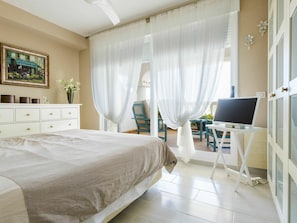 3 bedrooms
