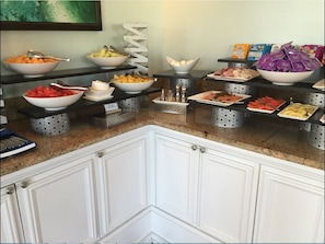 Daily cooked-to-order breakfast for a fee