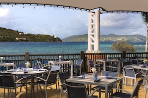 4 restaurants, breakfast, lunch, dinner served; Italian cuisine