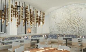 4 間餐廳；供應早餐、午餐、晚餐；意大利菜