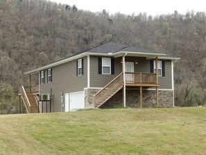 Exterior - Private riverfront getaway with direct steps to fishing paradise. (Mountain Home)