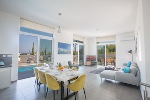 Dining - Villa Prpo490a, Stunning 5bdr Protaras Villa with Pool, Close to the Beach (Protaras)