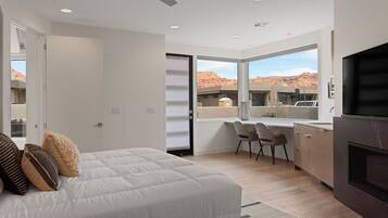 House, 4 Bedrooms | 4 bedrooms, laptop workspace, iron/ironing board, cribs/infant beds