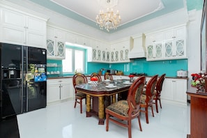 Premium Villa | Private kitchen
