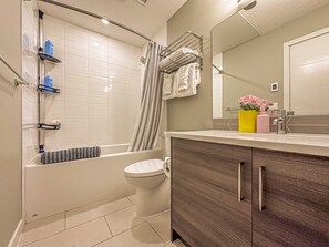 Luxury Townhome, Hot Tub, Mountain View | Bathroom | Combined shower/tub, deep soaking tub, rainfall showerhead, hair dryer - Three Townhouse Combo - Families and Large Groups (Canmore)