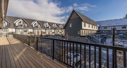 Three Townhouse Combo - Families and Large Groups