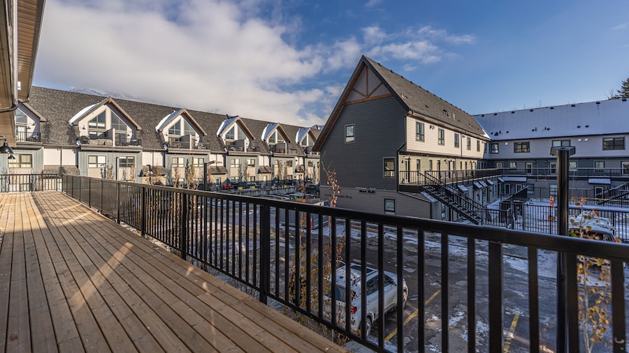 Three Townhouse Combo - Families and Large Groups