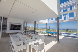 Outdoor dining - Villa Prcv614, Luxury 6bdr Protaras Villa with Pool and Panoramic Sea views (Ayia Napa)