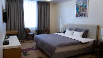 Iron/ironing board, free WiFi