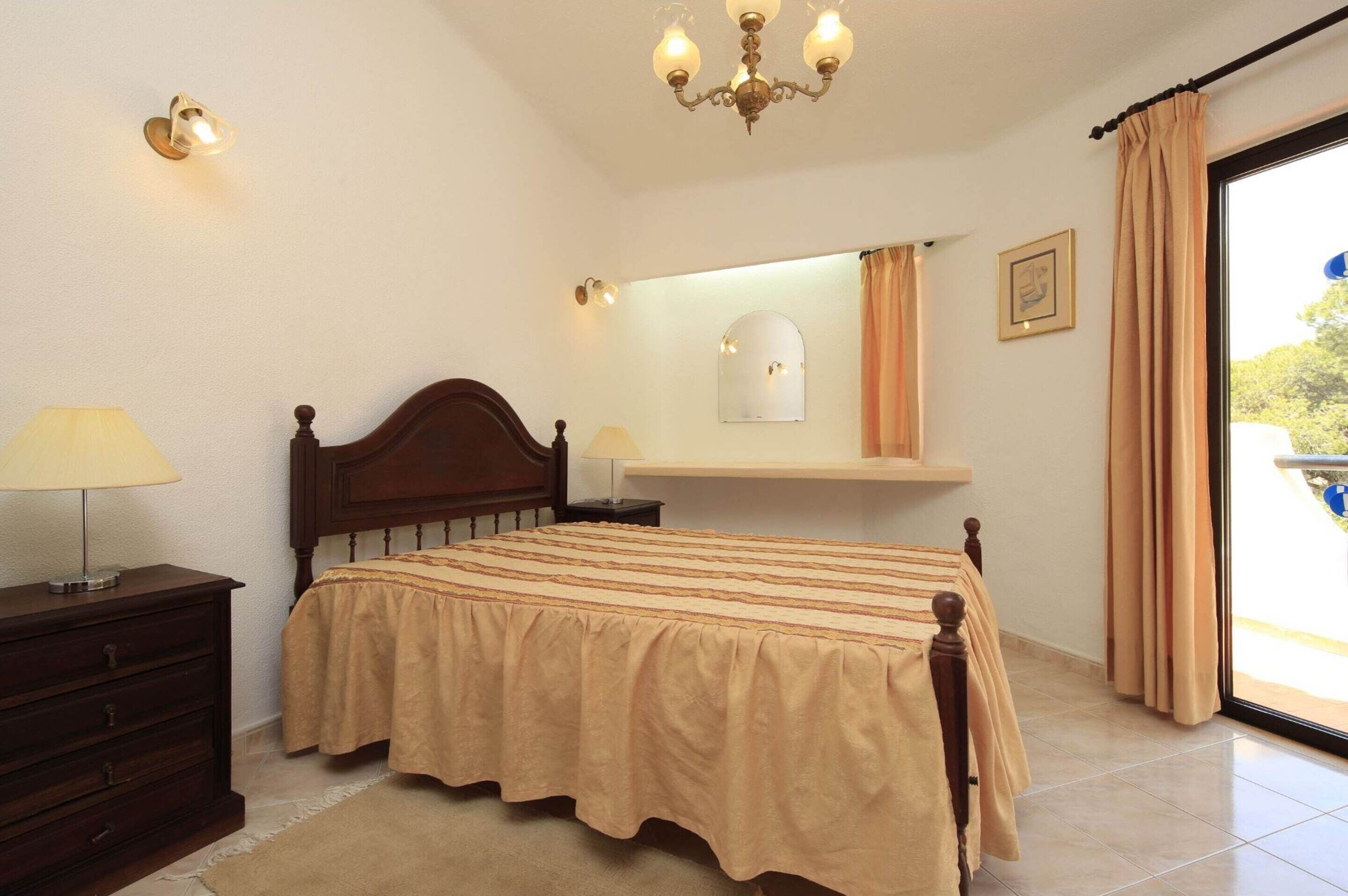 Villa | 3 bedrooms, individually furnished, iron/ironing board, bed sheets