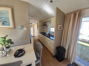 House | Private kitchen | Fridge, microwave, oven, coffee/tea maker