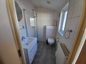House | Bathroom | Shower