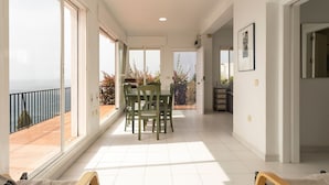 Dining - Sea-view Holiday Home in Salobrena With Private Pool (Salobreña)